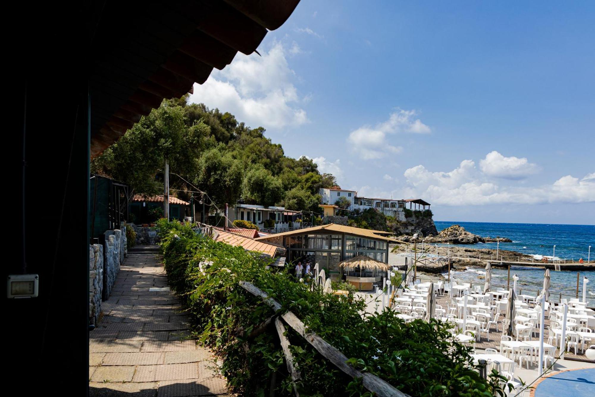 Riva Smeralda Camping Lodge Milazzo Luaran gambar
