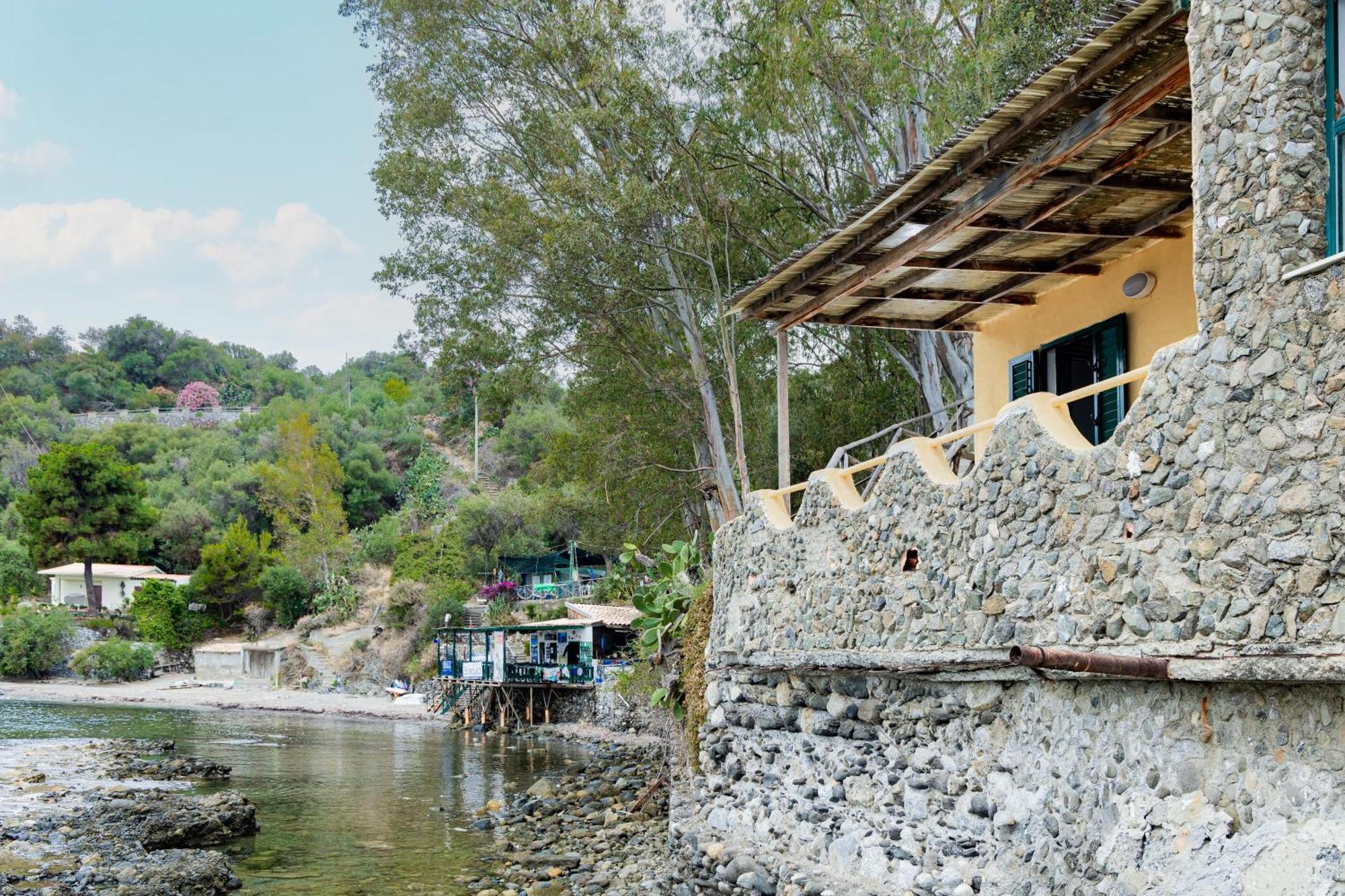 Riva Smeralda Camping Lodge Milazzo Luaran gambar