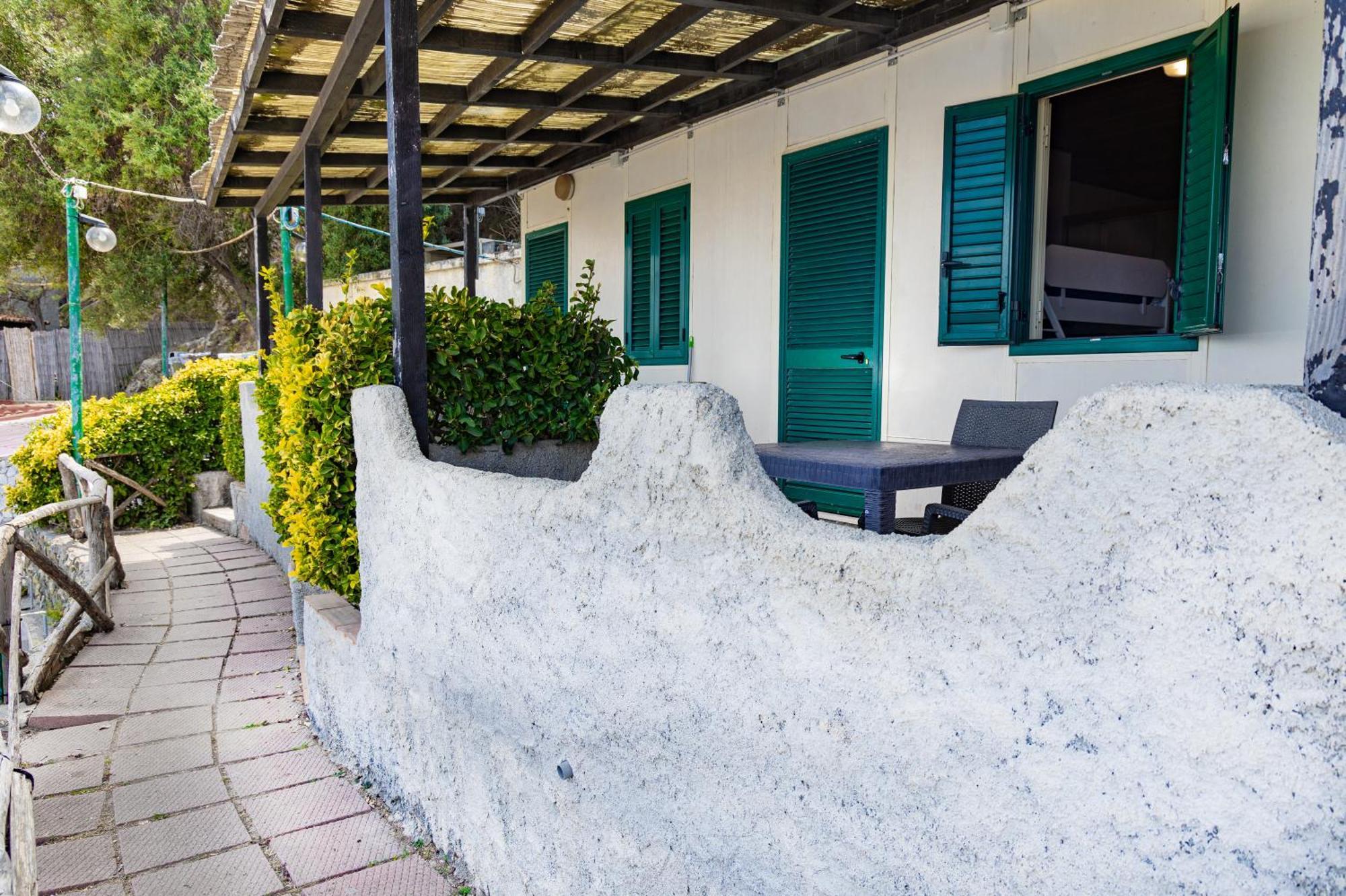 Riva Smeralda Camping Lodge Milazzo Luaran gambar